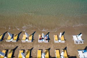 Side Beach Hotel