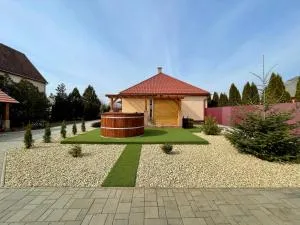 Halvány Vendégház - Csaroda