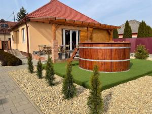 Halvány Vendégház