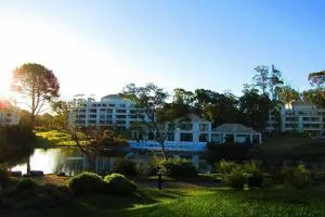 Green Park Departamento en PB hasta 5 personas con Parrillero - 埃斯特角城