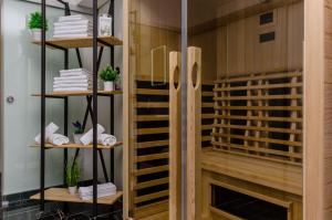 Deluxe double room with sauna and pool