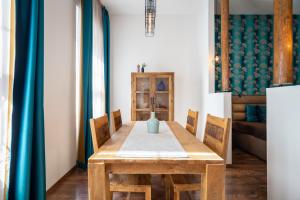 Amora Homes Basilica View elegant Suite NEED RESERVATION FOR FREE PARKING