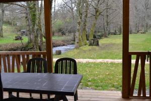 Campings Chalets au bord de l'eau : photos des chambres