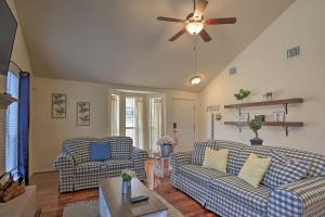 San Antonio Home w Pool & Hot Tub Near SeaWorld!