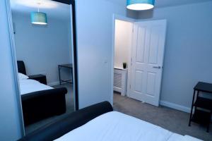 Lovely 2- bedroom Apartment in Belfast