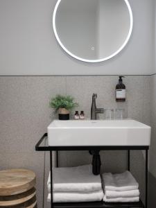 Hotels Maisons du Monde Hotel & Suites - Nantes : photos des chambres
