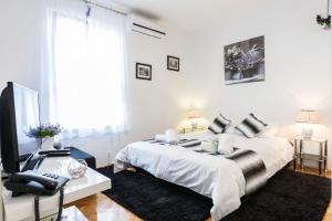 Bagi apartment in old town center 