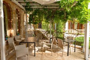 Menada Royal Bay Apartments
