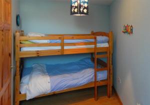 Castle Cottage By The Beach