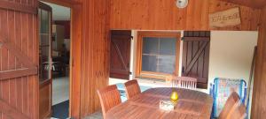 Chalets Chalet au bord du lac de Longemer : photos des chambres