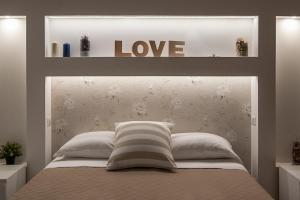 MAGICFIVEROOMS di ANISA