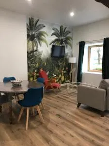 Dépendance de charme totalement rénovée - La Cour