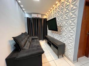 Apto Luxo Praia Grande 50m da Praia WI-FI Familiar