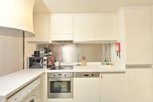 FAHH - Spacious Studio in Emaar Fashion Avenue