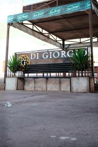 Di Giorgio Hostal