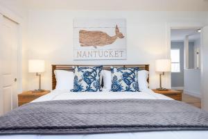 Nantucket Penthouse - walk to restaurants beaches activies & so much more