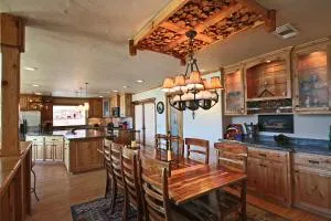 Humphreys Lakefront - جيون ليك