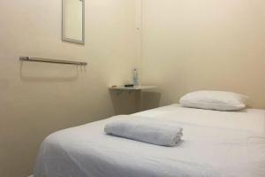 CK Homestay Syariah near Lippo Plaza Jambi Mitra RedDoorz