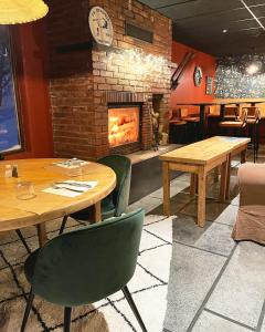 Hotels Hotel Perdrix : photos des chambres