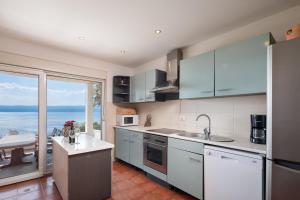 Mirabilis - Private Beach House