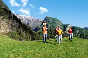 Chalet in Königsleiten with Wellness & Alps View