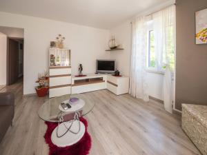 Apartment Nada by Interhome