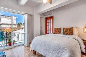 Malecon Beach Side Downtown Condo