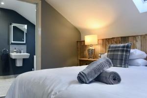 Rostrevor Mountain Lodge Hostel Accommodation