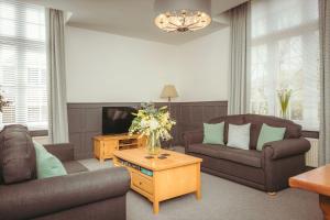 Kent House: contemporary flat close to seafront