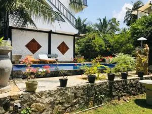 PEACEFUL GREEN VILLA - Metarambe