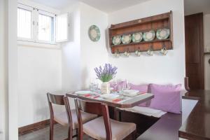 The POSTCARD by Design Studio