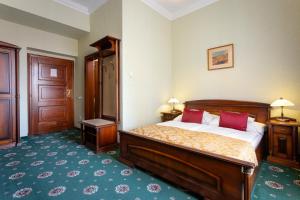 Superior Double Room room in Hotel Eger & Park