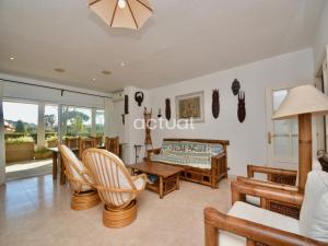 Gavina Esc B Bajos B