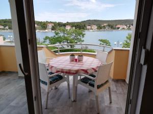 Apartments Marijan - sea view