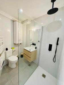 Appartements CHEZ FIFI - studio 28m2 - hyper centre - wifi : photos des chambres