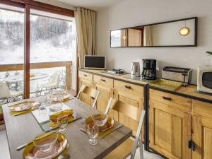 Studio Soyouz Vanguard-47 by Interhome