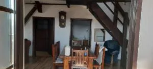 Apartament ogrodowy - 雷泽沃