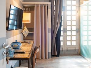 Habitación Doble con balcón y vistas al mar