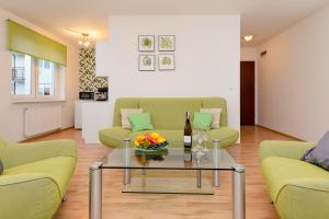 Apartament Okopowa by Renters