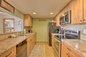 Walk to American Eagle Lift: Copper Mountain Condo