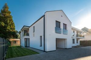 Golden Beach Apartments Siófok by BLTN