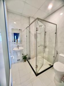 Phòng giường đôi lớn (Large Double Room)