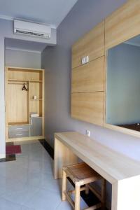 Phòng Tiêu Chuẩn 2 Giường Đơn Nhìn Ra Khu Vườn (Standard Twin Room with Garden View)