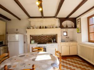 Maisons de vacances Gite Saint-Paul-Lizonne, 3 pieces, 5 personnes - FR-1-616-224 : photos des chambres