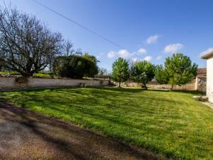 Maisons de vacances Gite Saint-Paul-Lizonne, 3 pieces, 5 personnes - FR-1-616-224 : Maison de Vacances