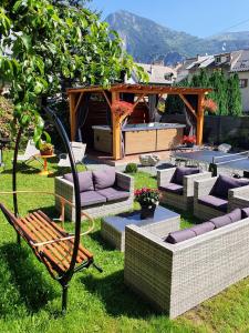 Chalets Cosy Lodge au pied de l'Alpe D'Huez Sport et Detente Jacuzzi Piscine Sauna Bar Billard : photos des chambres