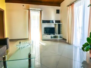 Apartment Anić-4 by Interhome 