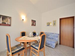 Apartment Denise-2 by Interhome