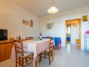 Apartment Montaleo 2 by Interhome