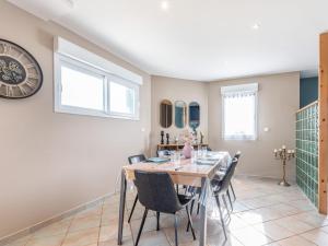 Holiday Home Blue House by Interhome